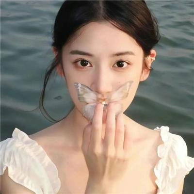 黑暗物质三部曲 第一季